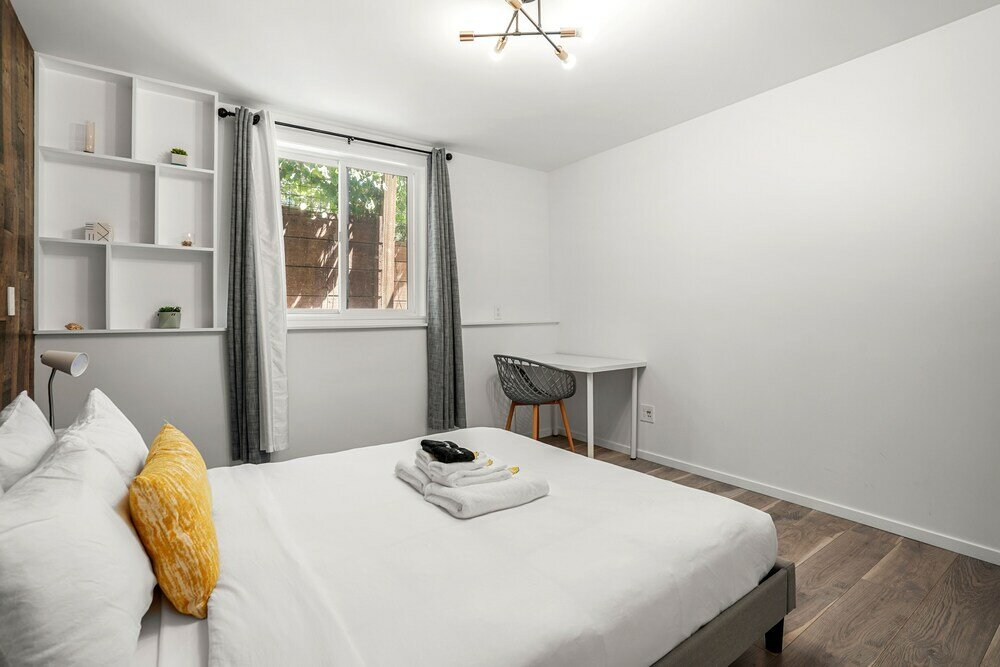 Фото Harkness Apartment