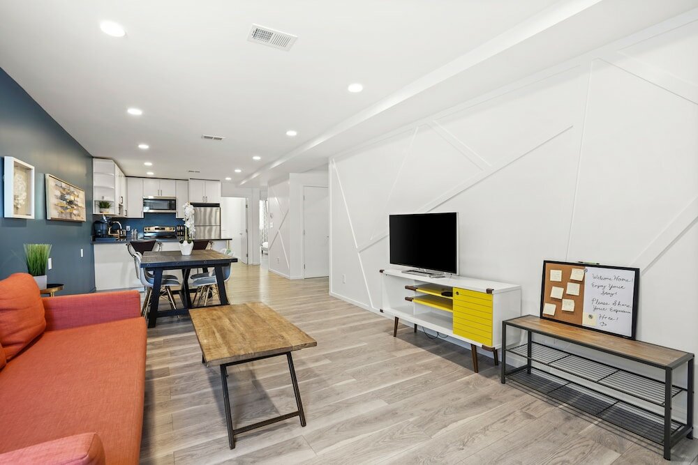 Фото Harkness Apartment