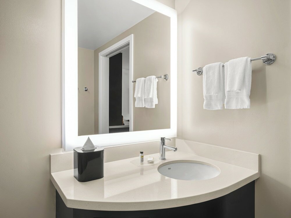 Фото Staybridge Suites Seattle - South Lake Union, an Ihg Hotel