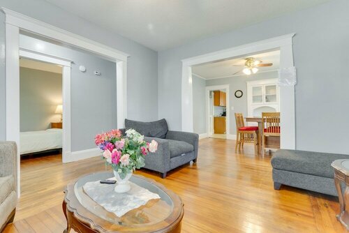 Гостиница Convenient Springfield Apartment 3 Mi to Downtown! в Спрингфилде