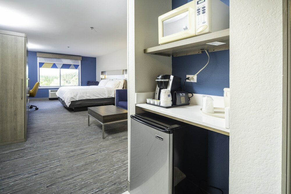 Фото Holiday Inn Express Hotel & Suites Atlanta Johns Creek, an Ihg Hotel