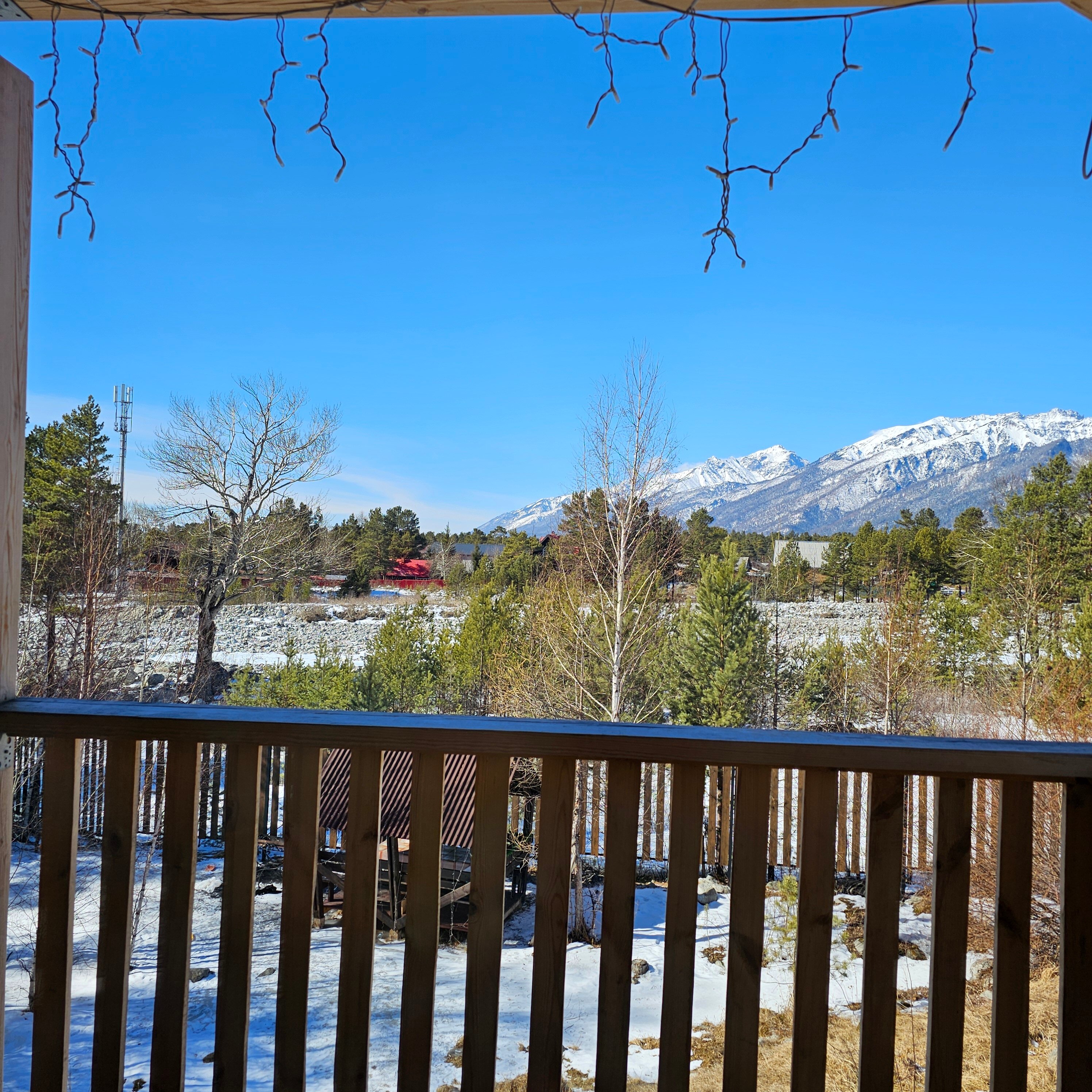 Фото Дом у реки