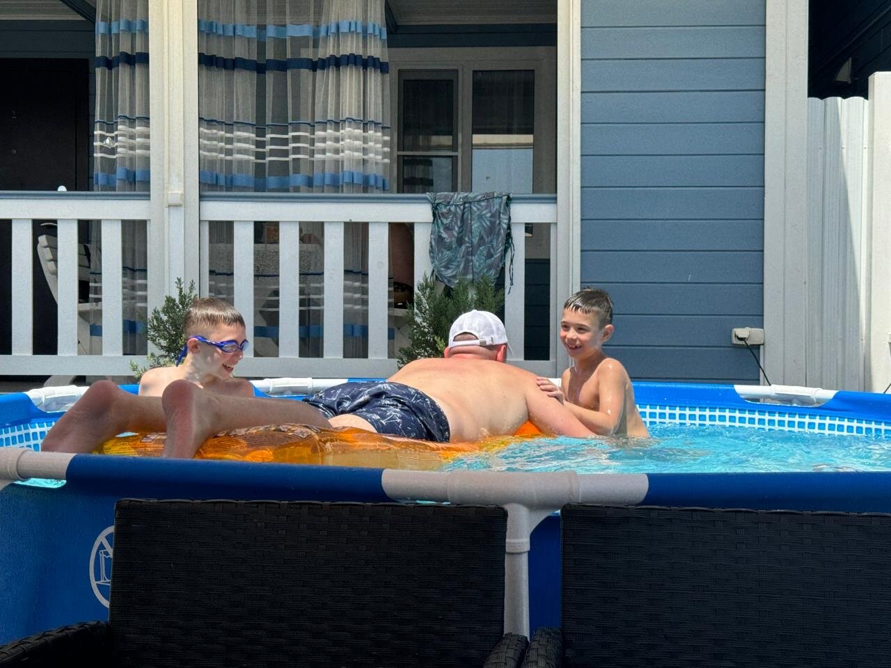 Фото Азов. Люкс