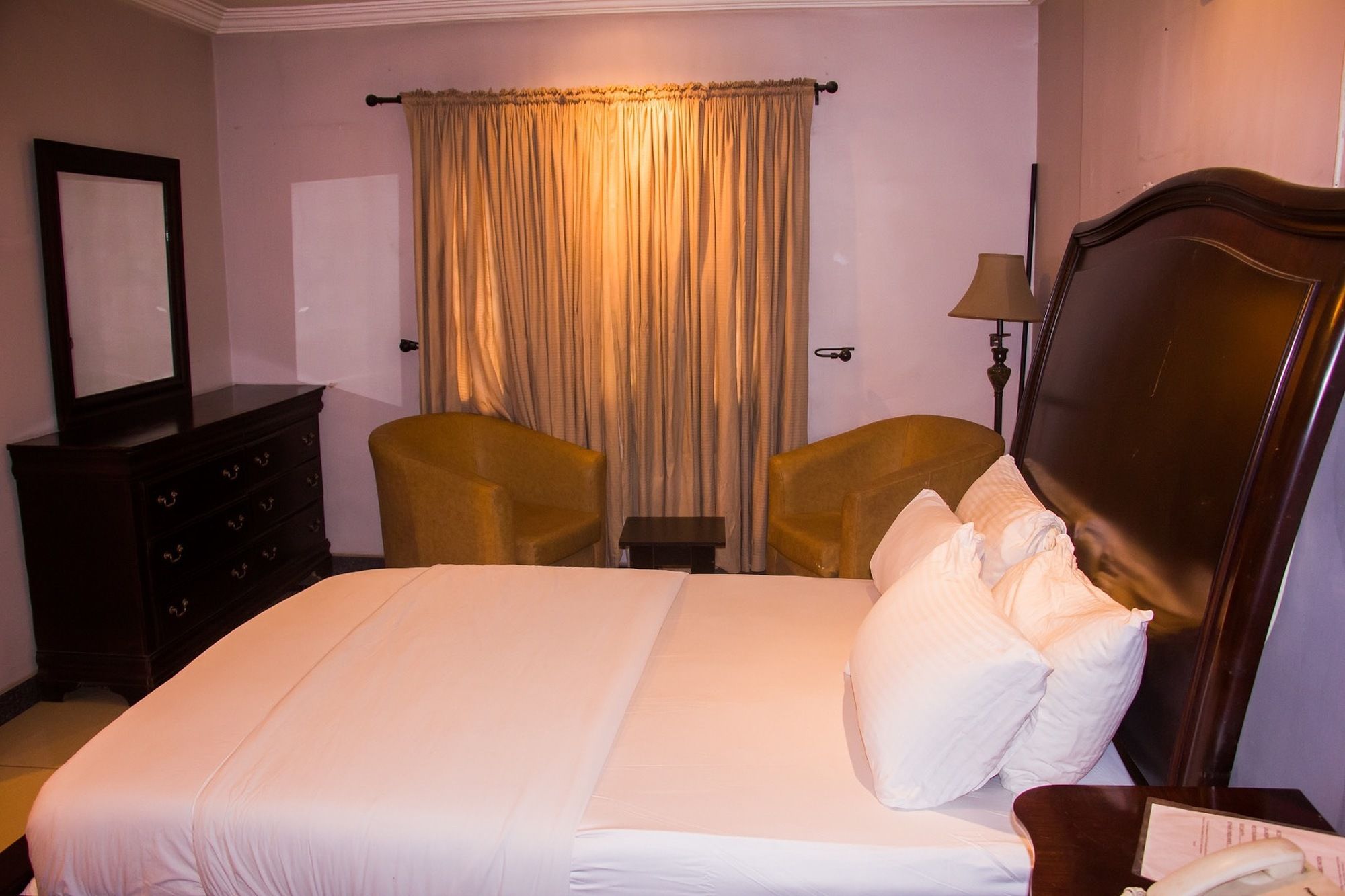 Фото Tivoli Residence & Bar