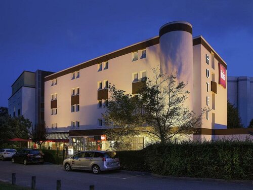 Гостиница Ibis Paris Meudon Velizy в Медоне
