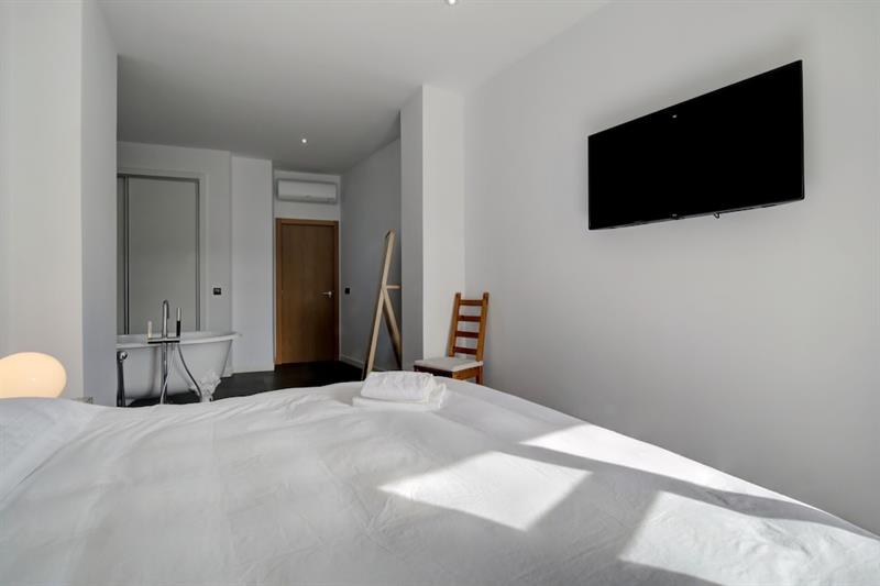 Фото Wonderful views in luxury apartment