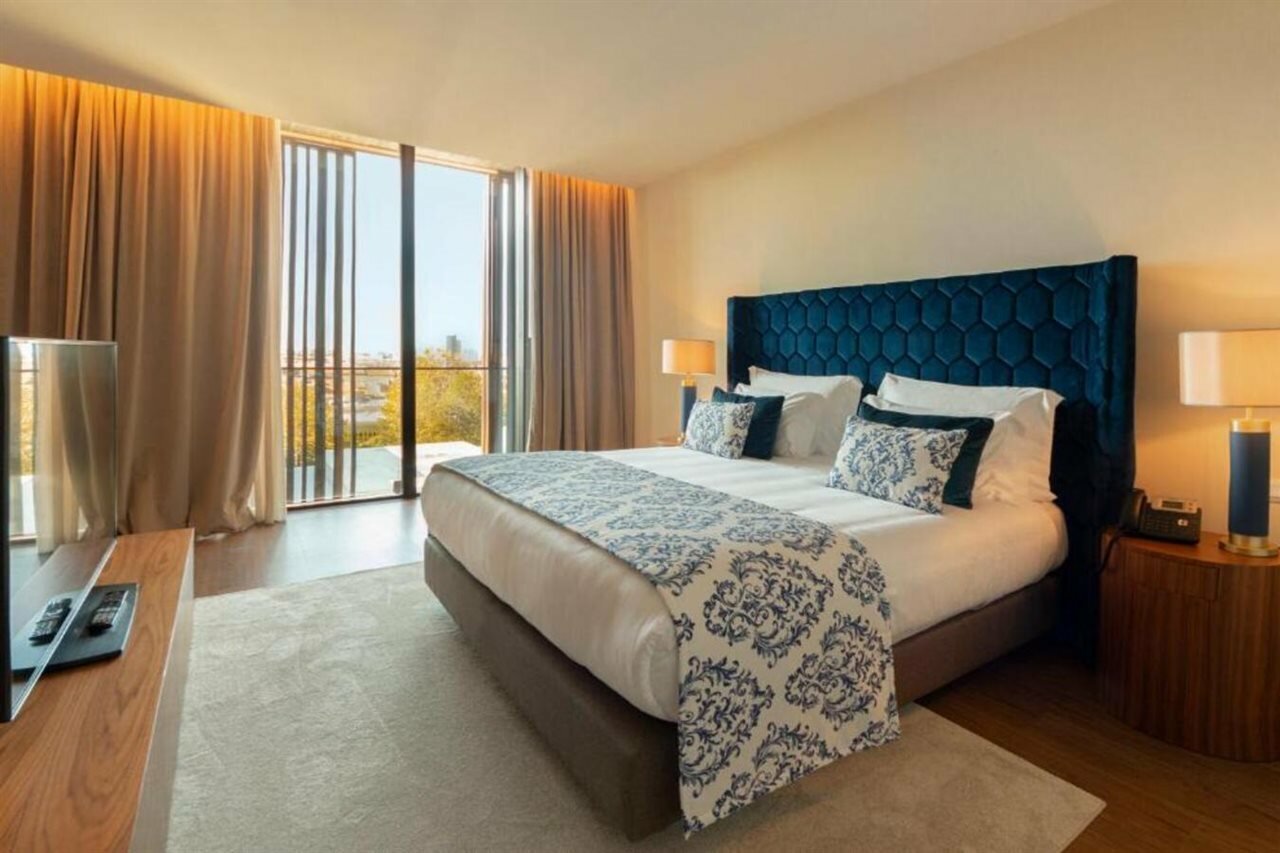 Фото Boeira Garden Hotel Porto Gaia, Curio Collection by Hilton