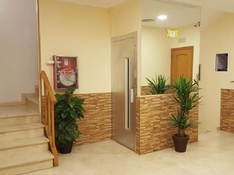 Фото Hostal Cuatro Canos