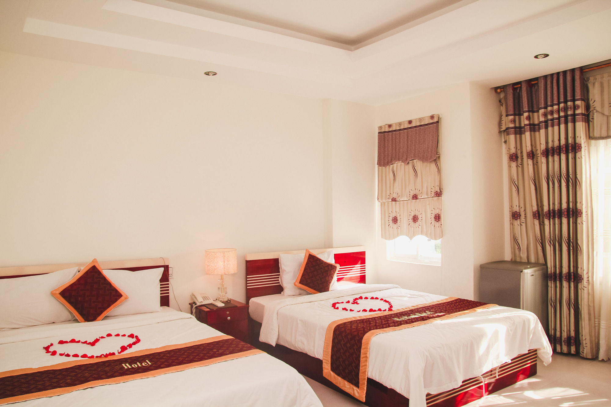 Фото Vivyanne Hotel