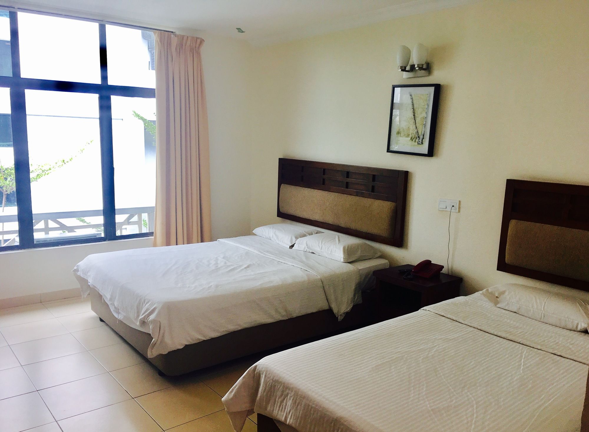 Фото Sutera Hotel