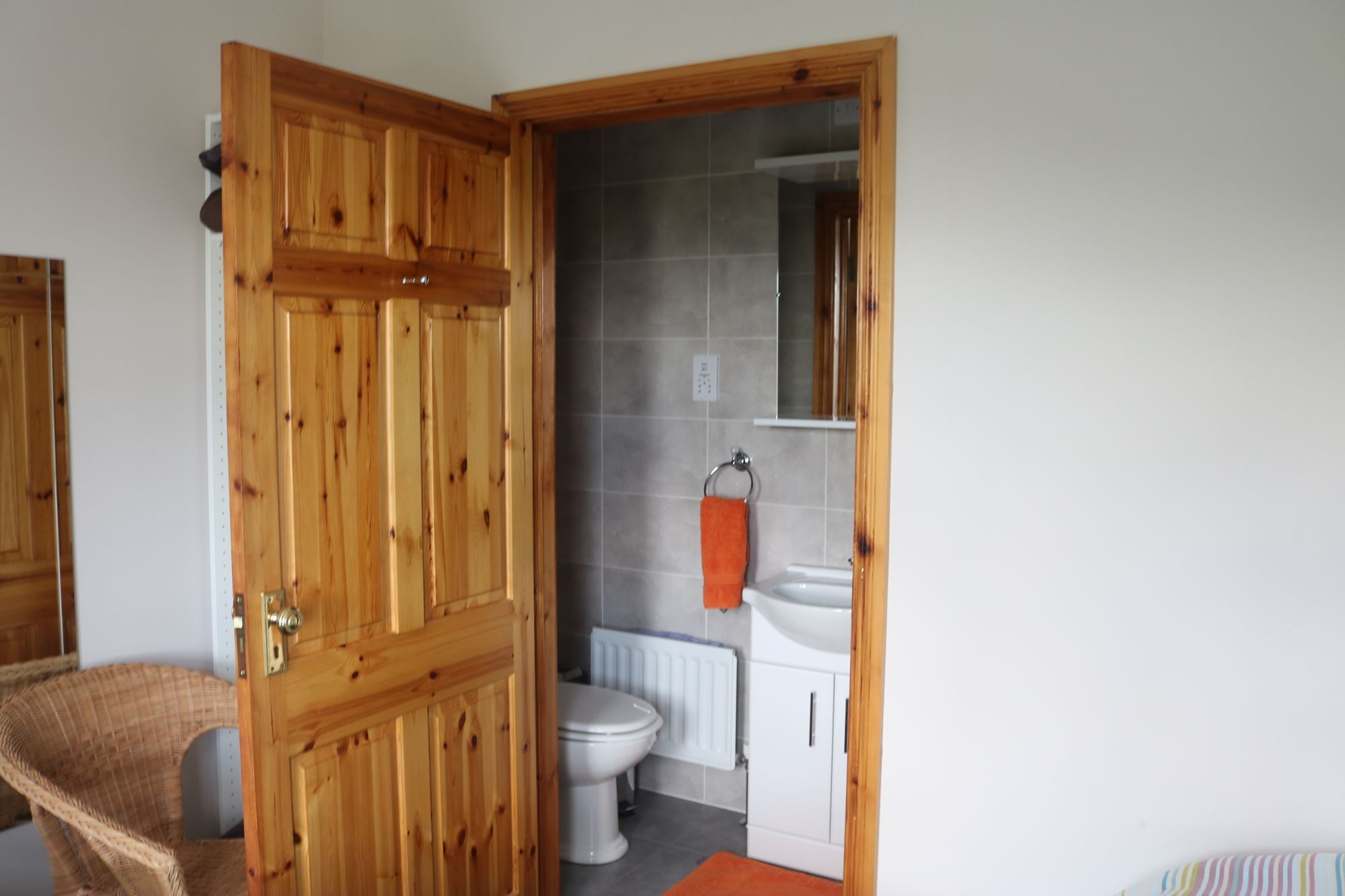 Фото Five Oaks Bed & Breakfast