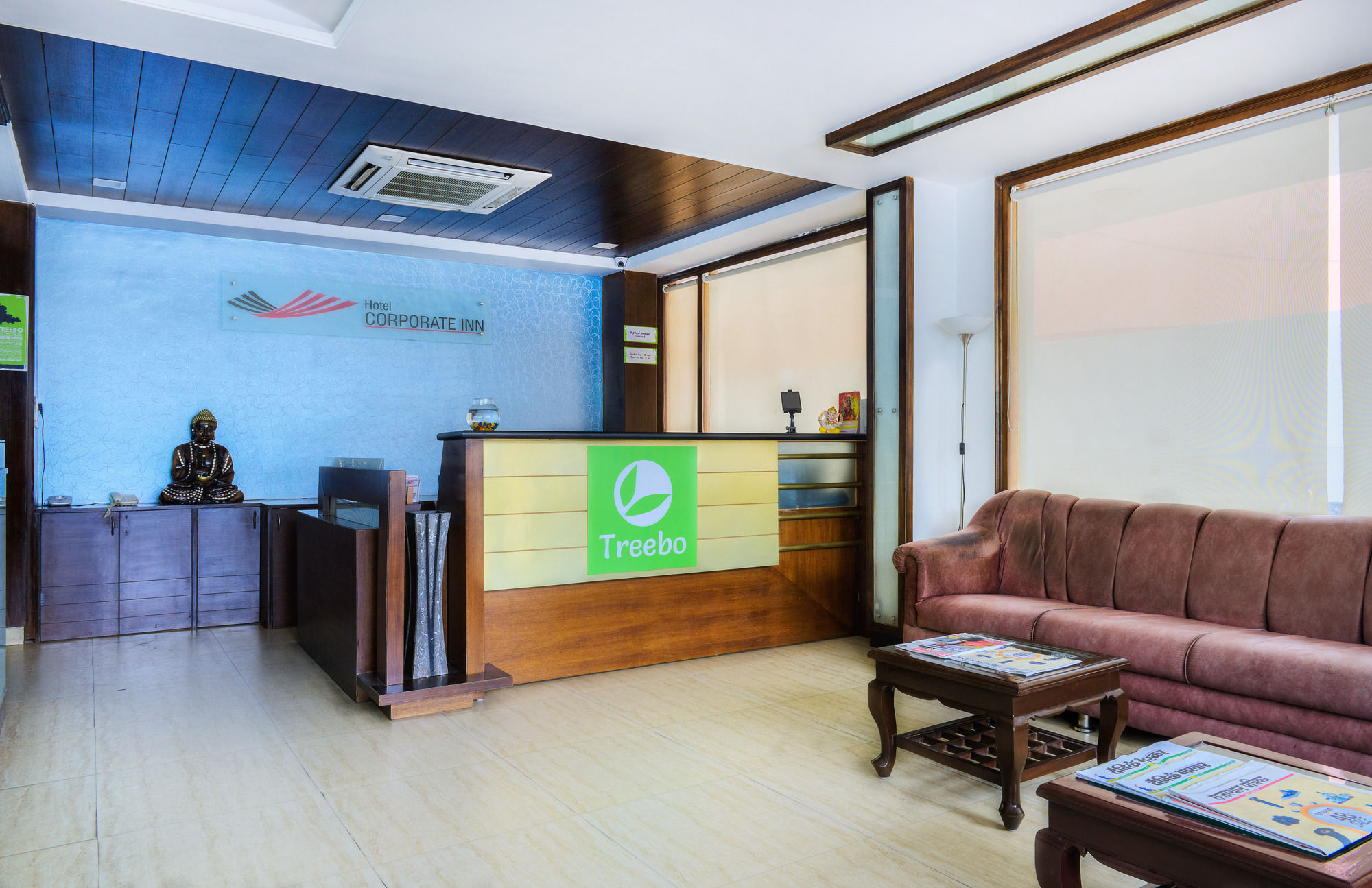 Фото Hotel Corporate Inn