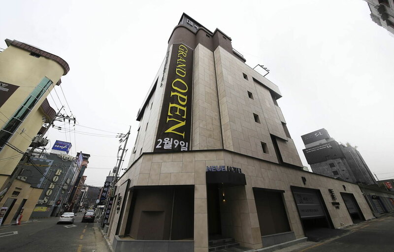 Гостиница Neue Hotel Jeonju в Чонджу