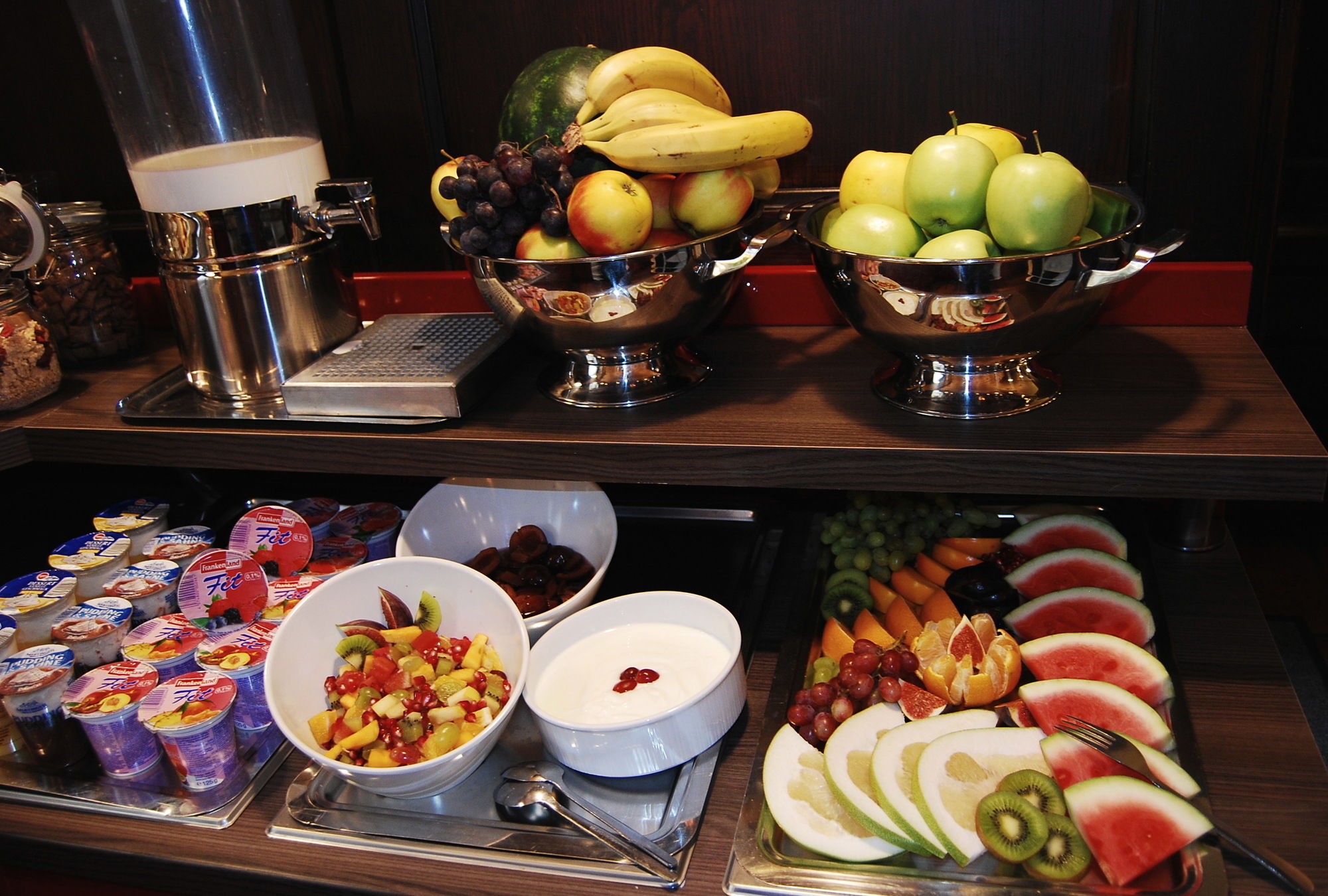 Фото Hotel Alt Deutz City-Messe-Arena