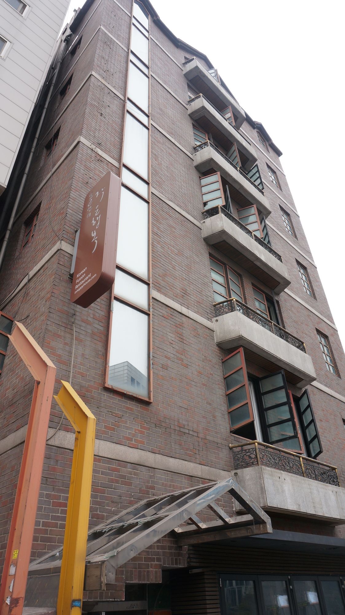 Фото Ehwa in Myeongdong