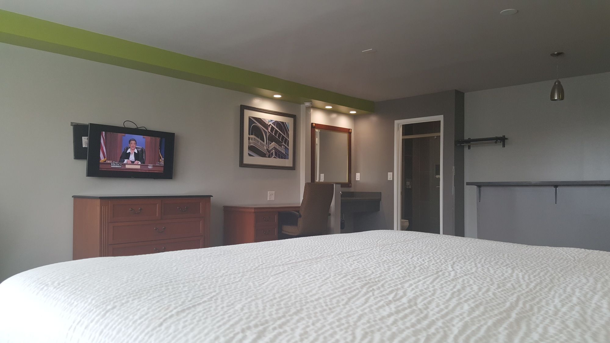 Фото SeaScape Inn - A FairBridge Hotel