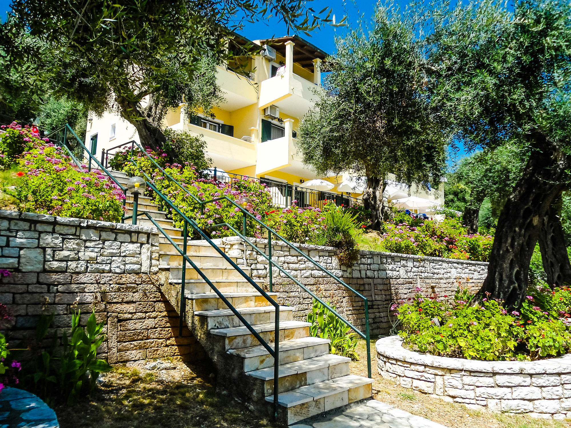 Фото Nissaki Bay