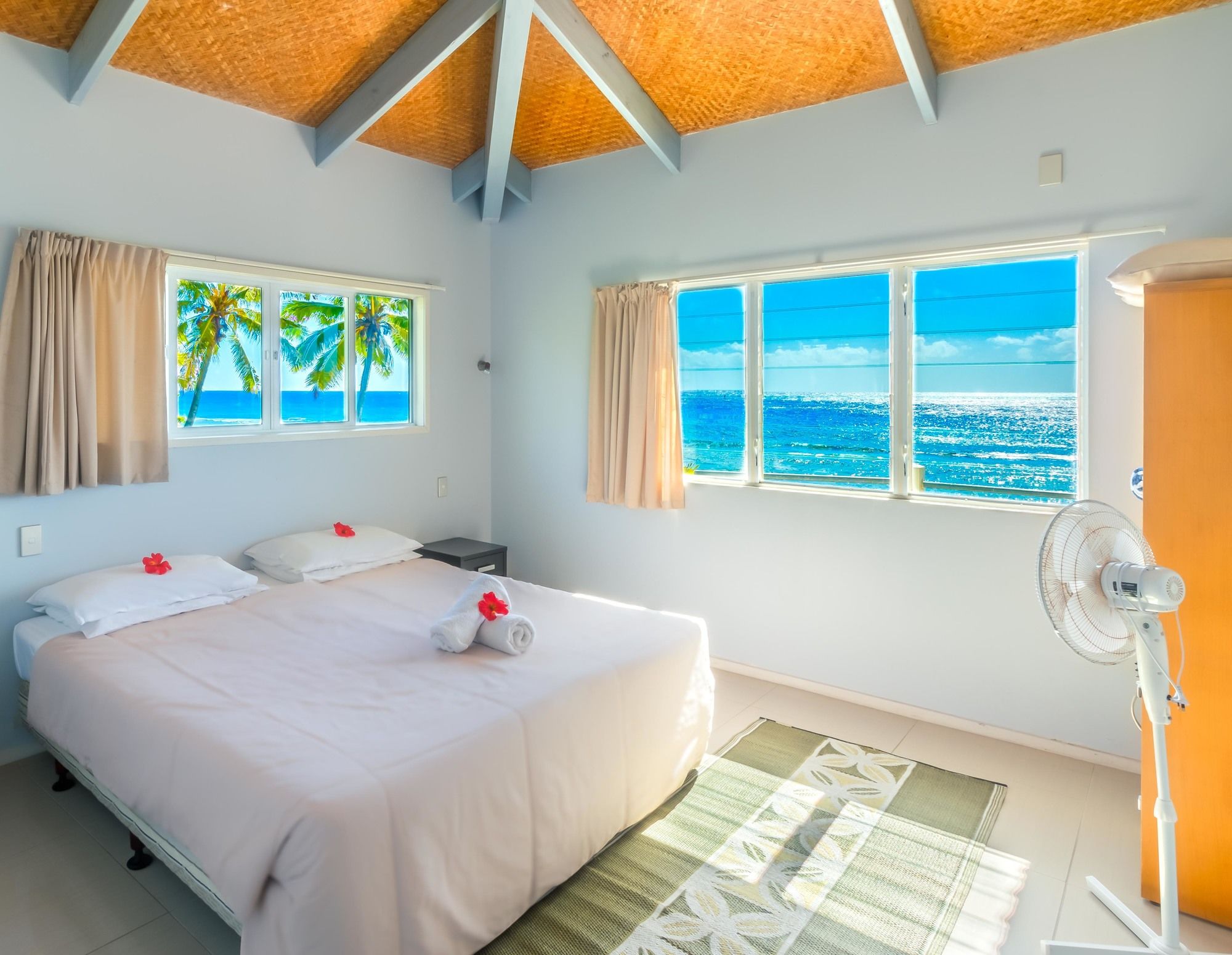 Фото Ocean Spray Villas