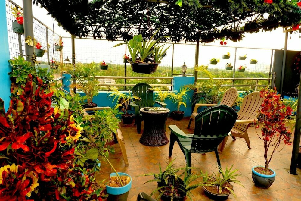 Hotel Urban Hostel, Earth, photo