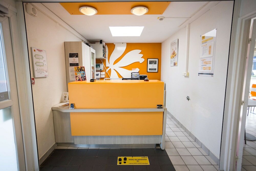 Фото Premiere Classe Cherbourg - Tourlaville