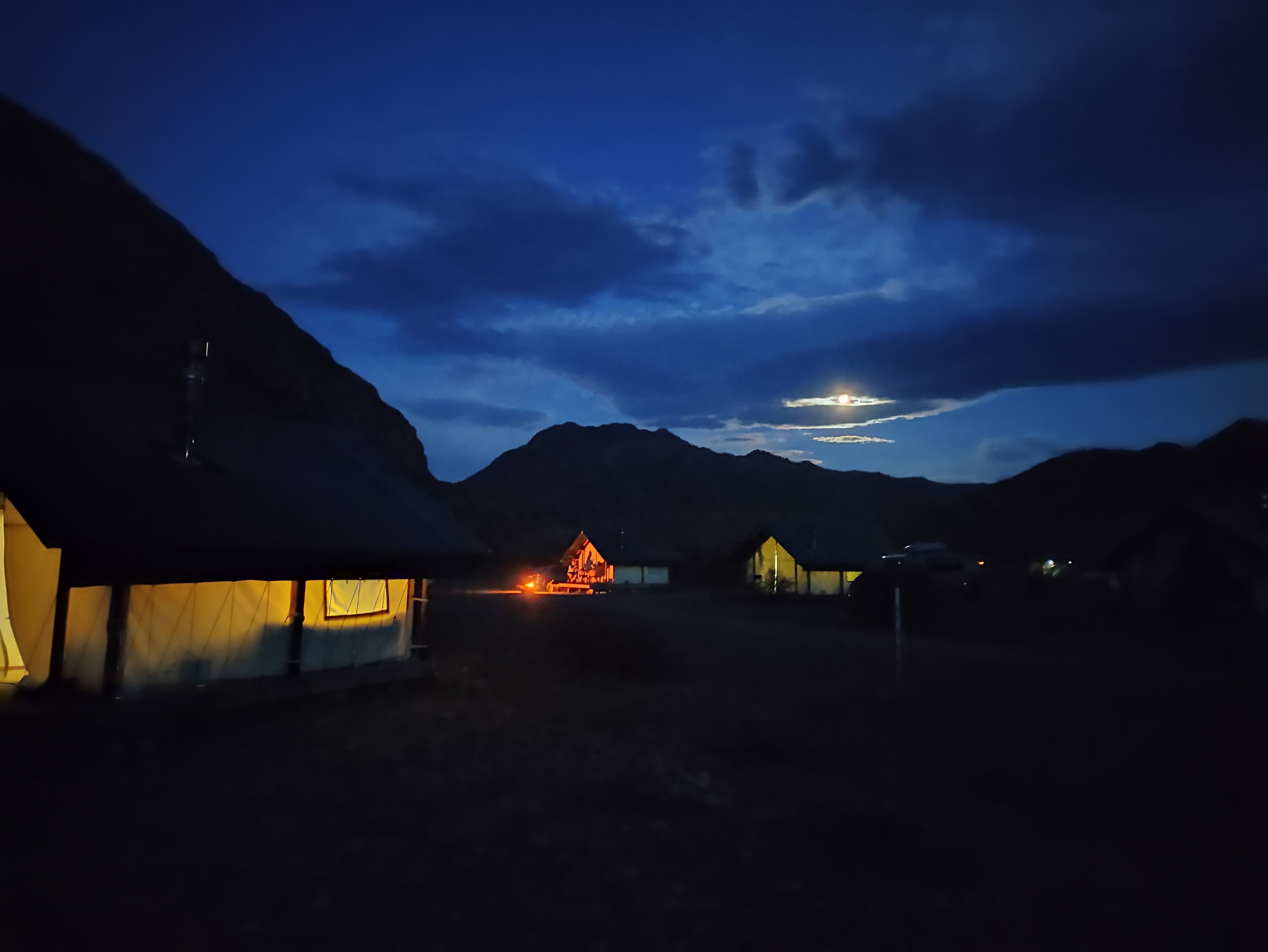 Фото Яломан camp