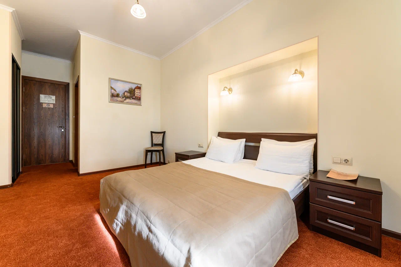 Фото отеля 2