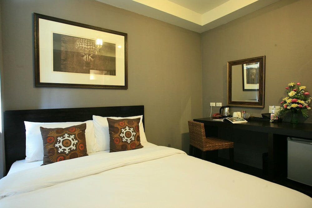 Фото Lilu Chiangmai Hotel