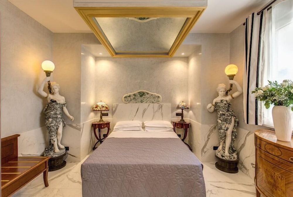 Фото Aurelius Art Gallery Smart Hotel