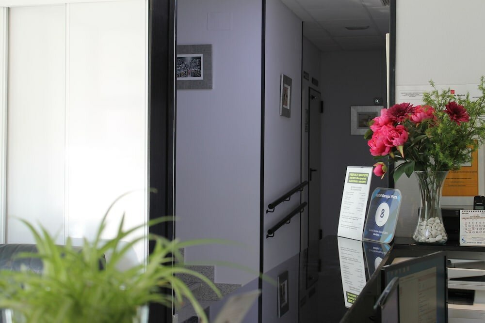 Фото Hotel Barajas Plaza