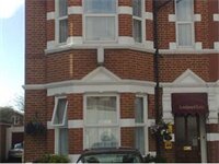 Фото Landguard Lodge