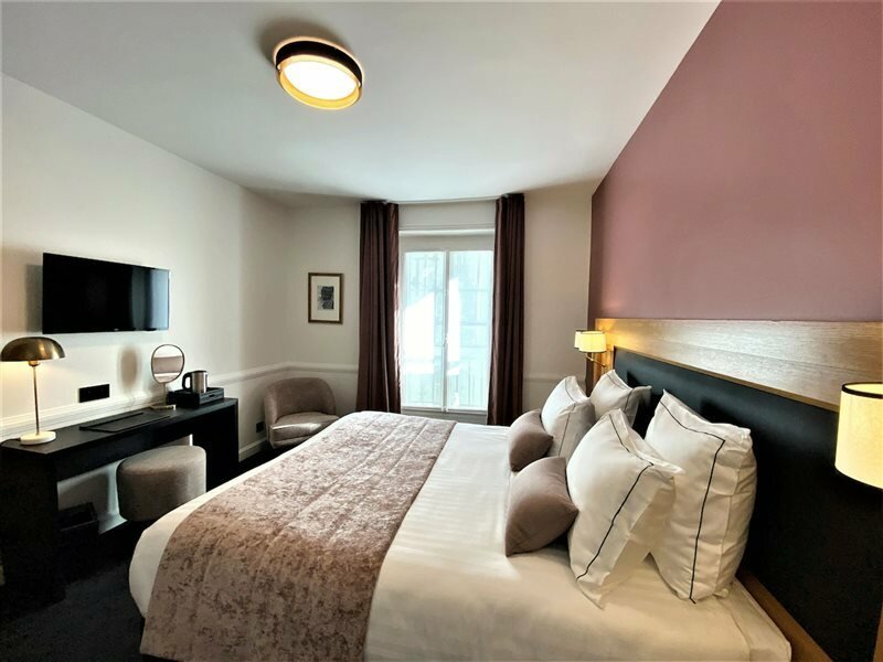 Фото Hôtel Le Cercle Tour Eiffel