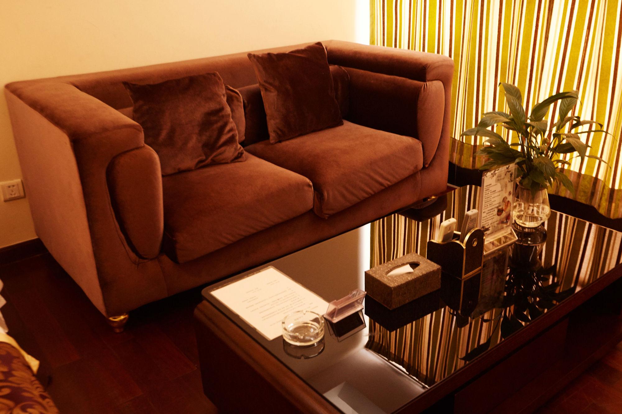 Фото Sunny Apartment Of Grand Continental