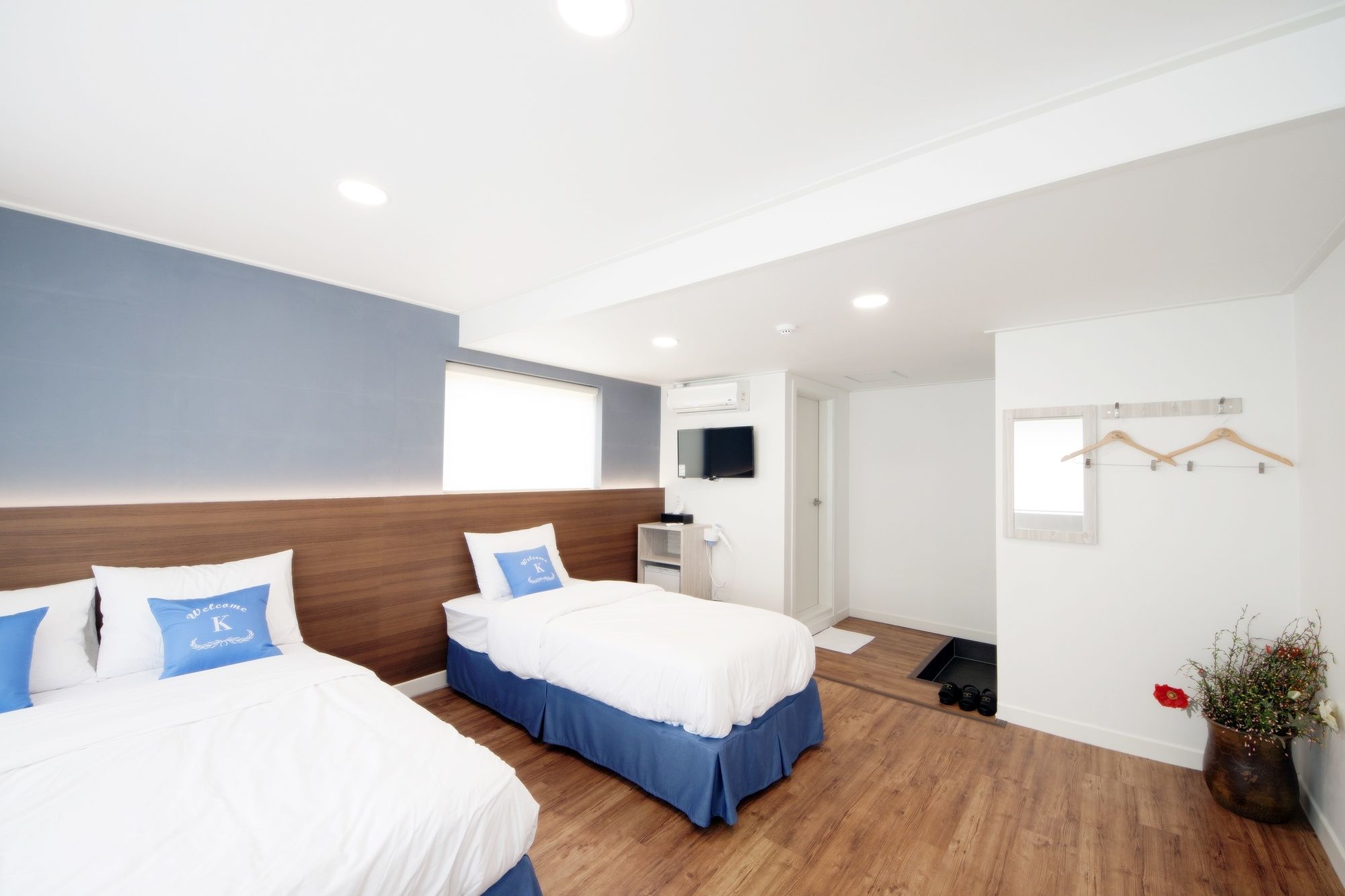 Фото K-Guesthouse  Seomyeon 1