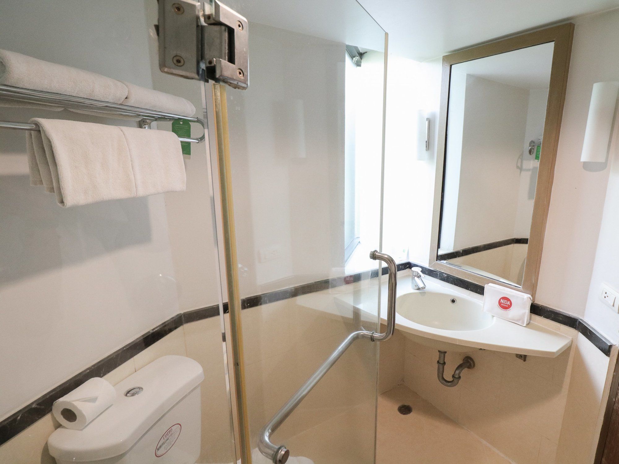 Фото The Seasons Bangkok Huamark