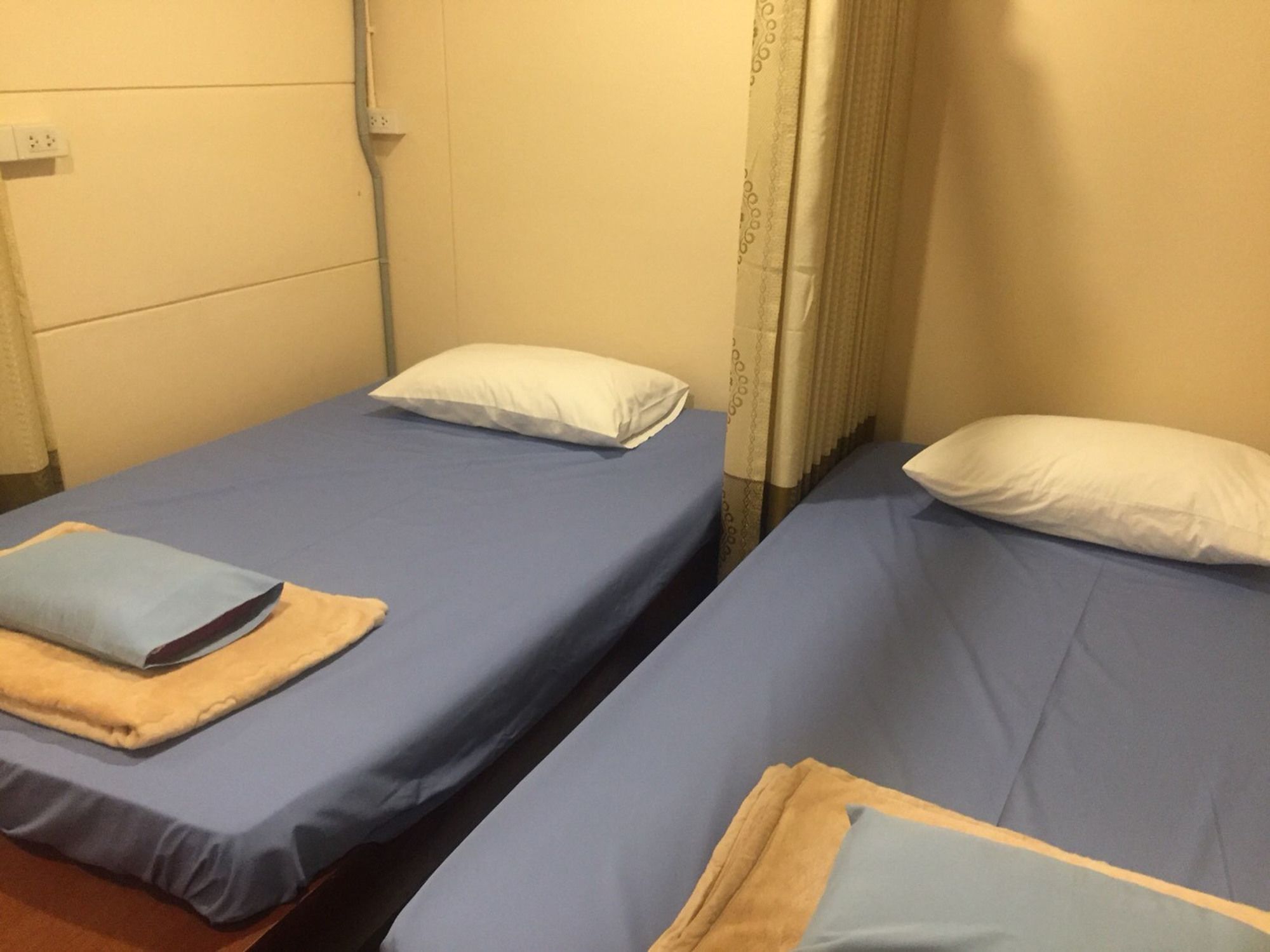 Фото S. E. T Thanmongkol Residence