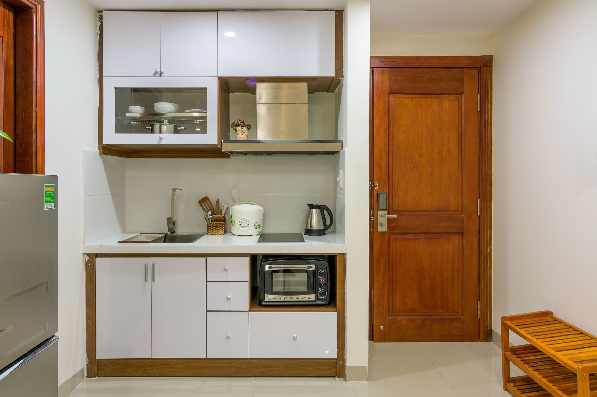 Фото Salamander Hotel and Apartment