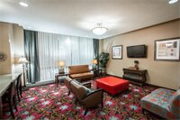 Фото Holiday Inn Express & Suites Buffalo Downtown - Medical Ctr, an Ihg Hotel