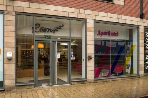 Гостиница Roomzzz Leeds City в Лидсе