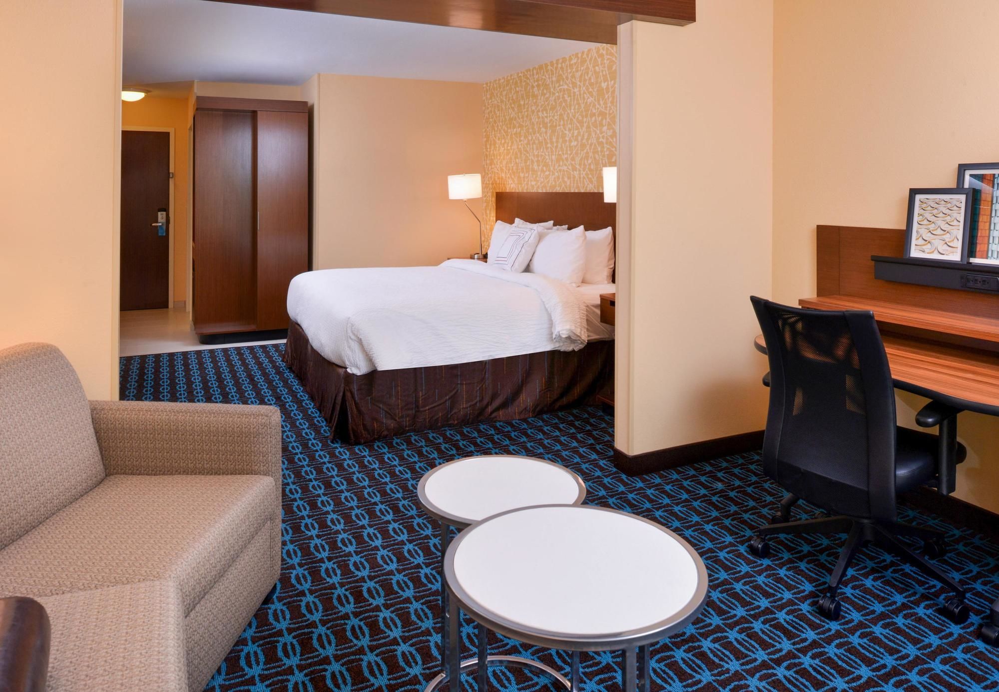 Фото Fairfield Inn & Suites by Marriott Martinsburg