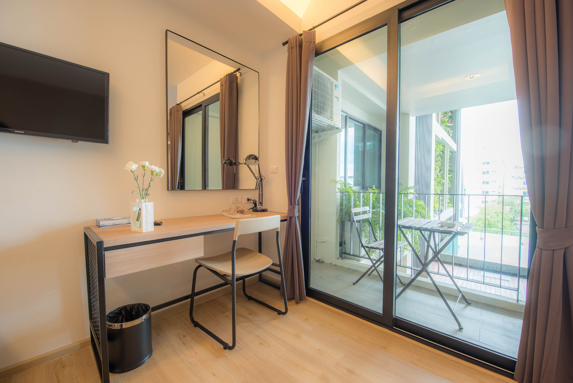 Фото Mii Hotel Srinakarin