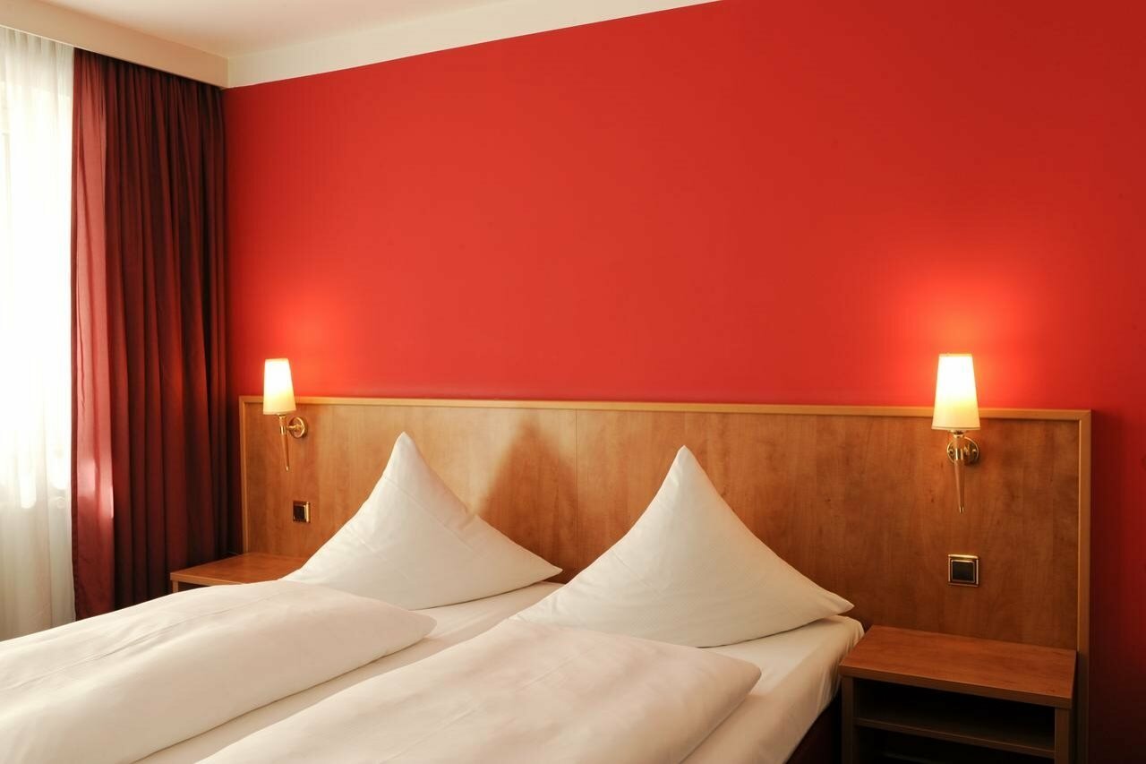 Фото Hotel Isartor