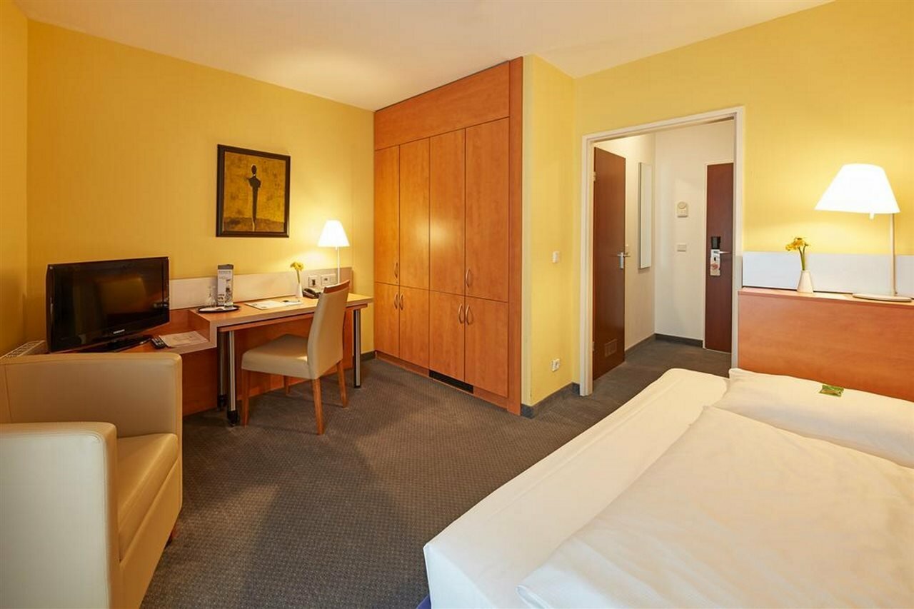 Фото B&b Hotel München-Hbf