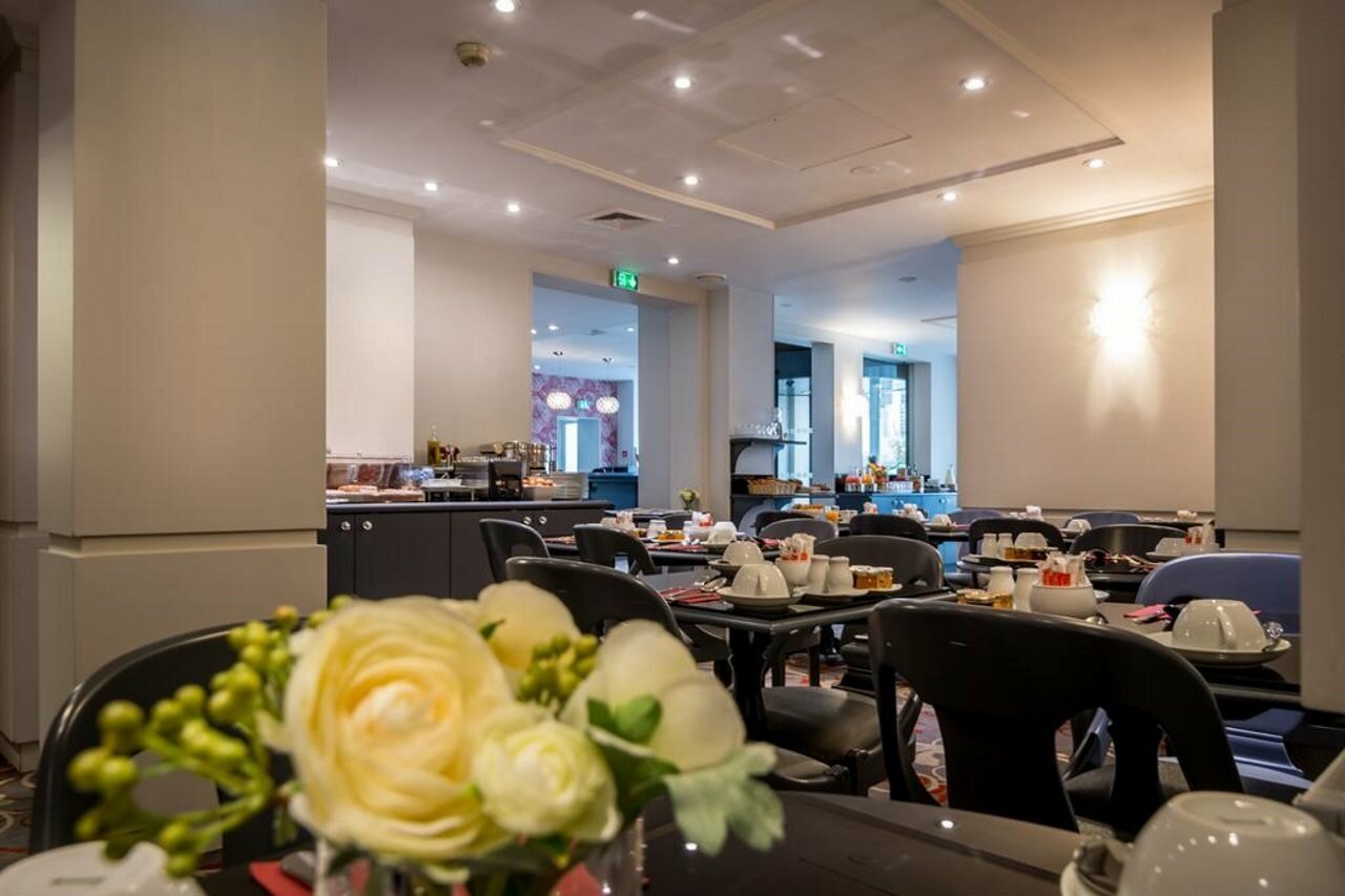 Фото Madeleine Plaza