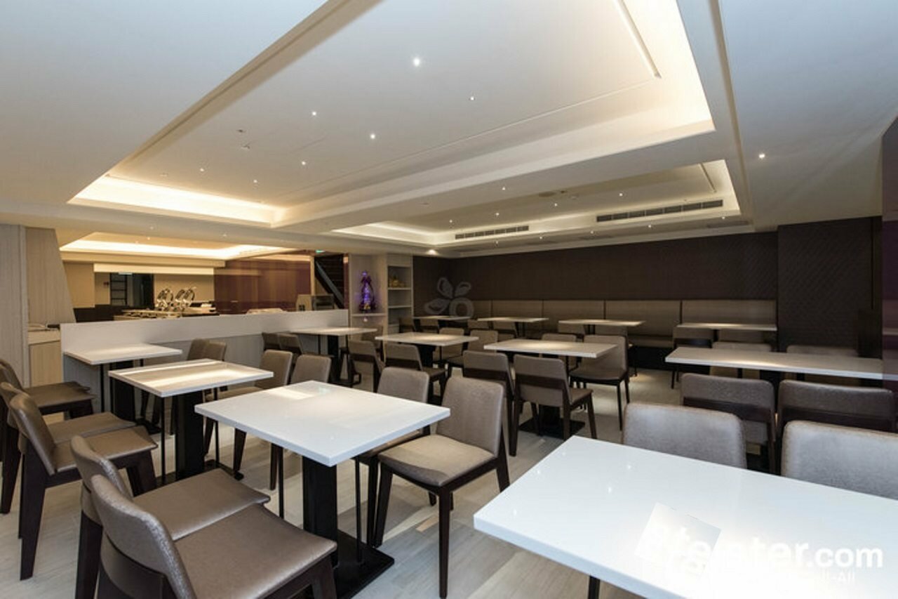 Фото Kdm Hotel