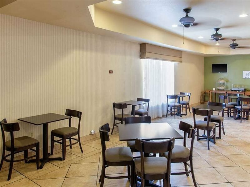 Фото Sleep Inn & Suites Bakersfield North