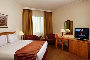 Swiss-Belhotel Sharjah (Swiss Belhotel Sharjah, 38, Al Sharq street, Al Naba'a, Al Sharq, Sharjah), hotel