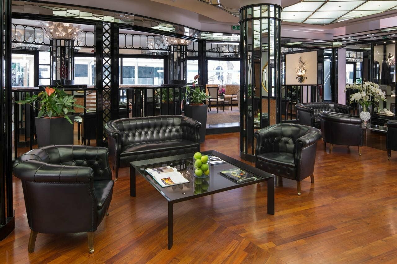 Фото отеля 3