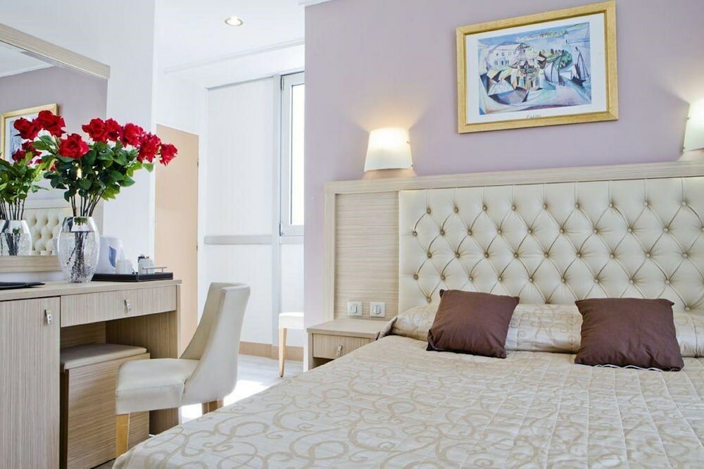 Фото Hôtel Lebron