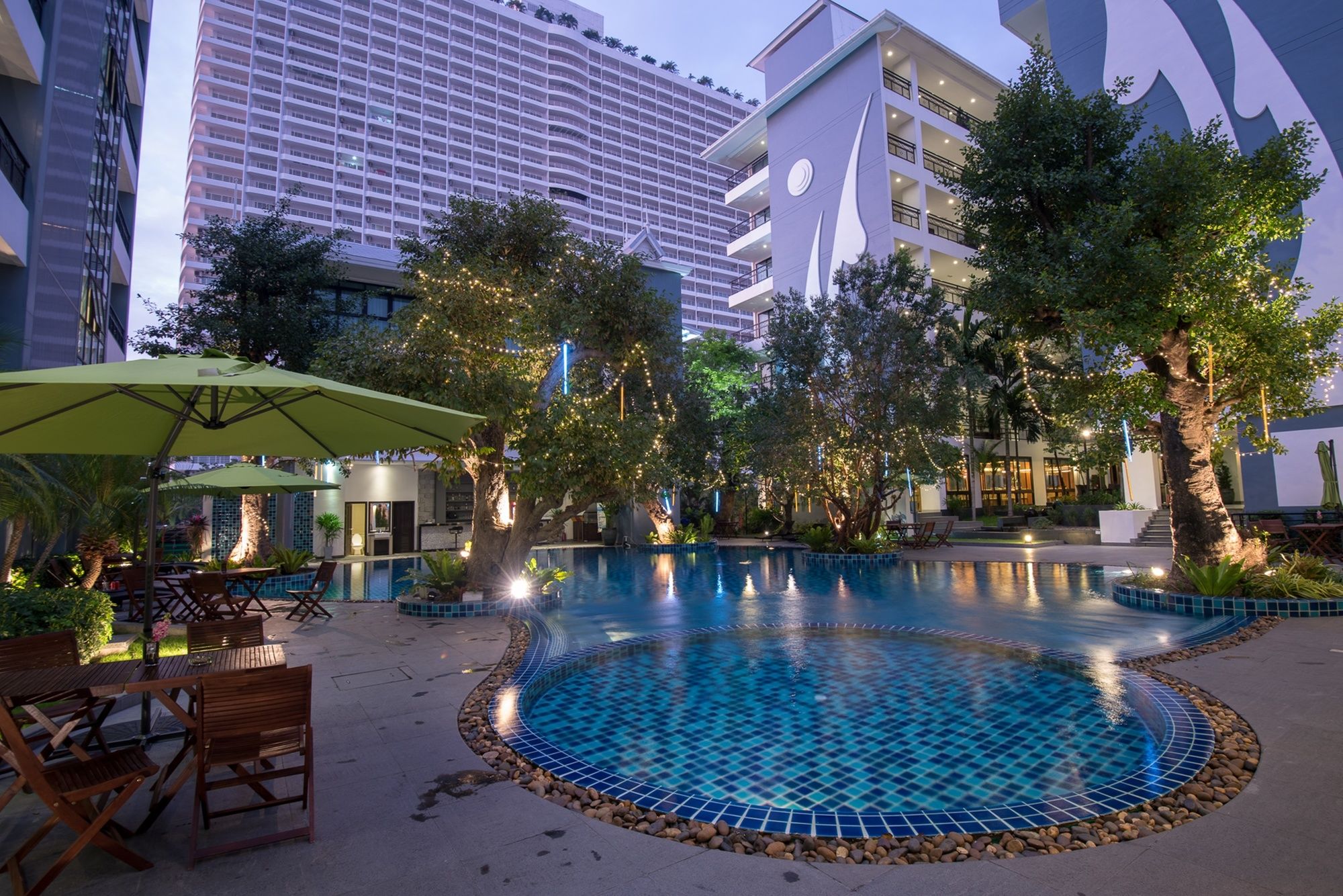 Фото Bay Beach Resort Jomtien