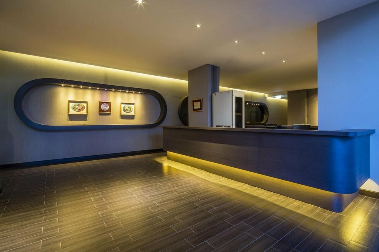 Фото Column Bangkok Hotel